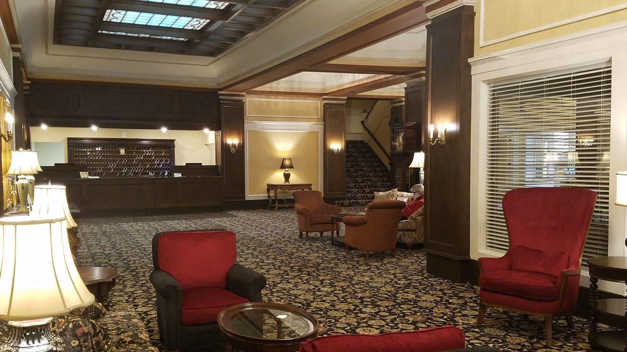 The Astor Hotel Milwaukee Exterior foto